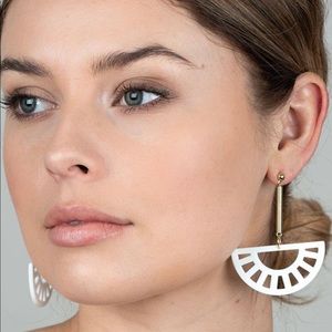 UNCOMMON JAMES MORINGA EARRINGS